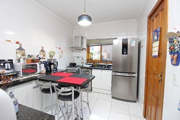 Casa Condominio em Porto Alegre, no bairro Espírito Santo, com 3 dormitório(s), 