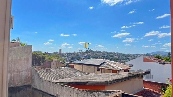 Apartamento em Porto Alegre, no bairro Medianeira, com 3 dormitório(s), e 3 banh