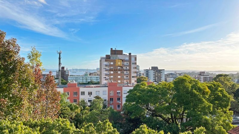 Apartamento com 2 dormitórios á venda no bairro Tristeza.