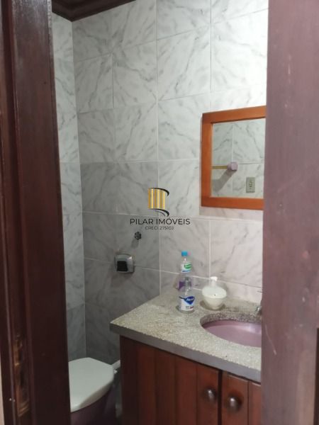 Casa para Venda - 228m², 4 dormitórios, sendo 2 suites, 3 vagas - Medianeira