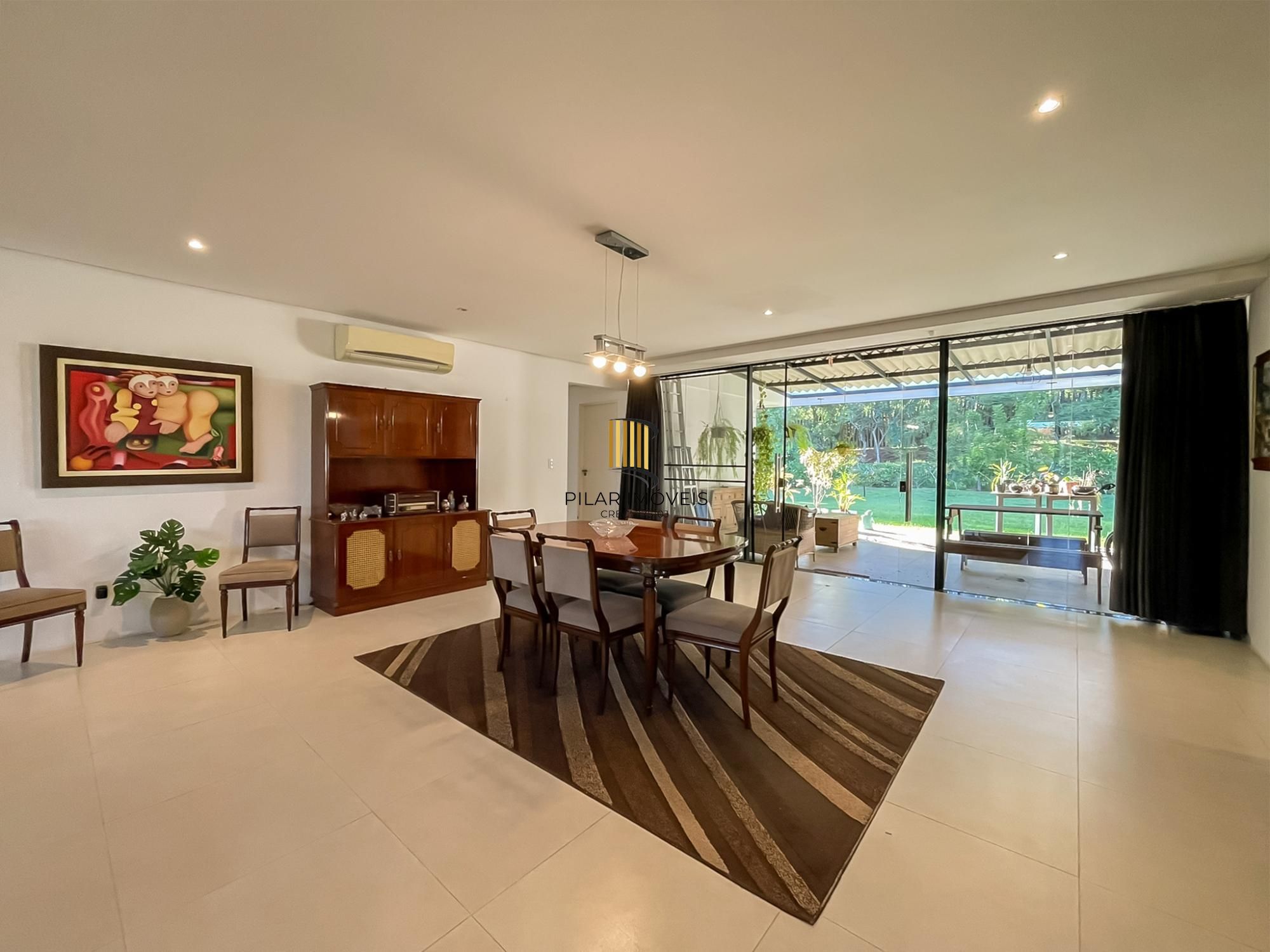 Linda Residência com 3 amplas suítes no Terra Ville.
