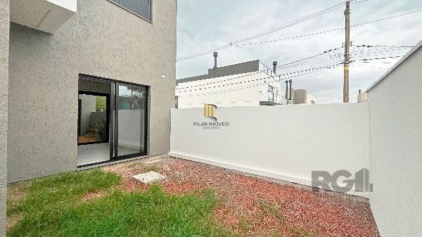 Casa Condominio em Porto Alegre, no bairro Hípica, com 3 dormitório(s), e 3 banh