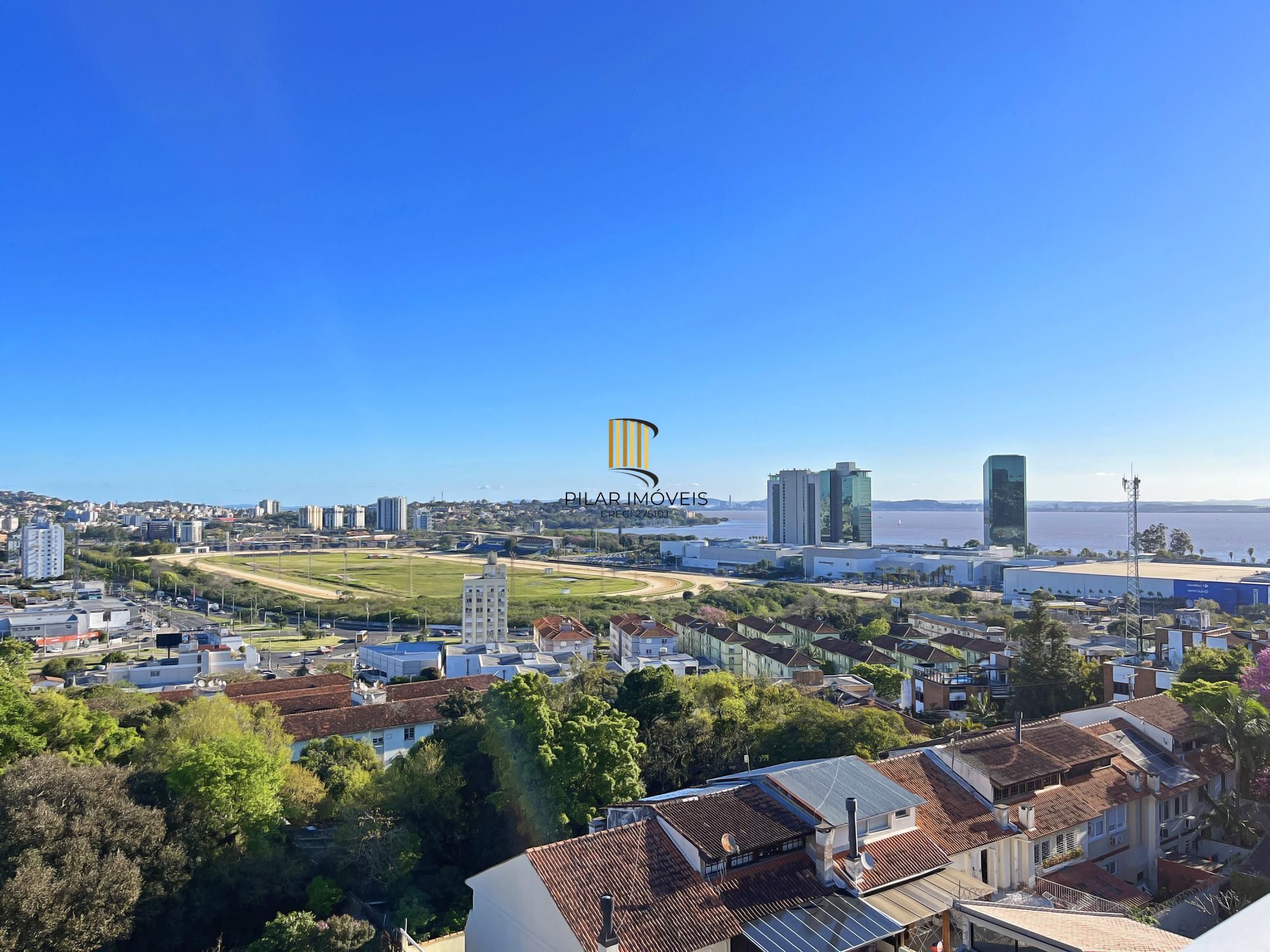 Apartamento com 3 dormitórios sendo 3 suíte á venda Bairro Cristal.