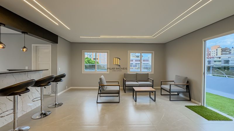 Cobertura 3 dormitórios à venda Três Figueiras Porto Alegre/RS