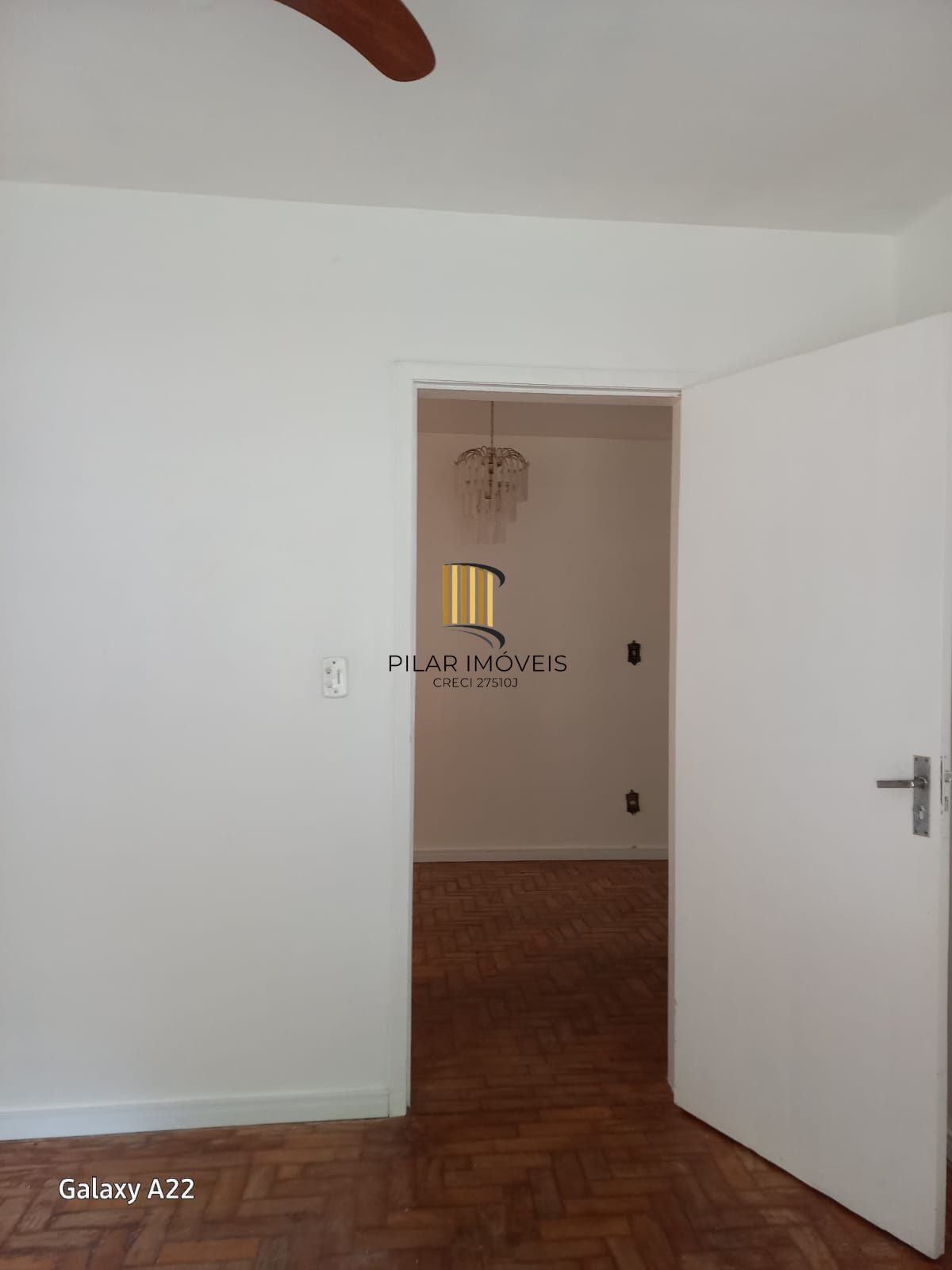 Apartamento 1 dormitório térreo, a 100mts do Shopping Iguatemi.