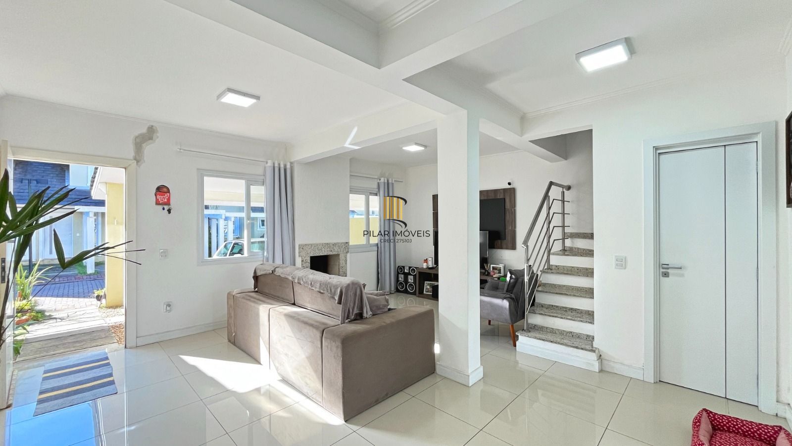 Casa de Condomínio 3 dormitórios no bairro Hípica