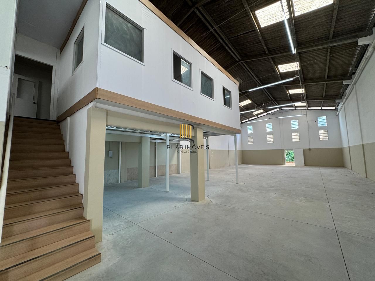 Oportunidade-Pavilhão Reformado na Vila Nova,100m da Av. Vicente Monteggia-500m²