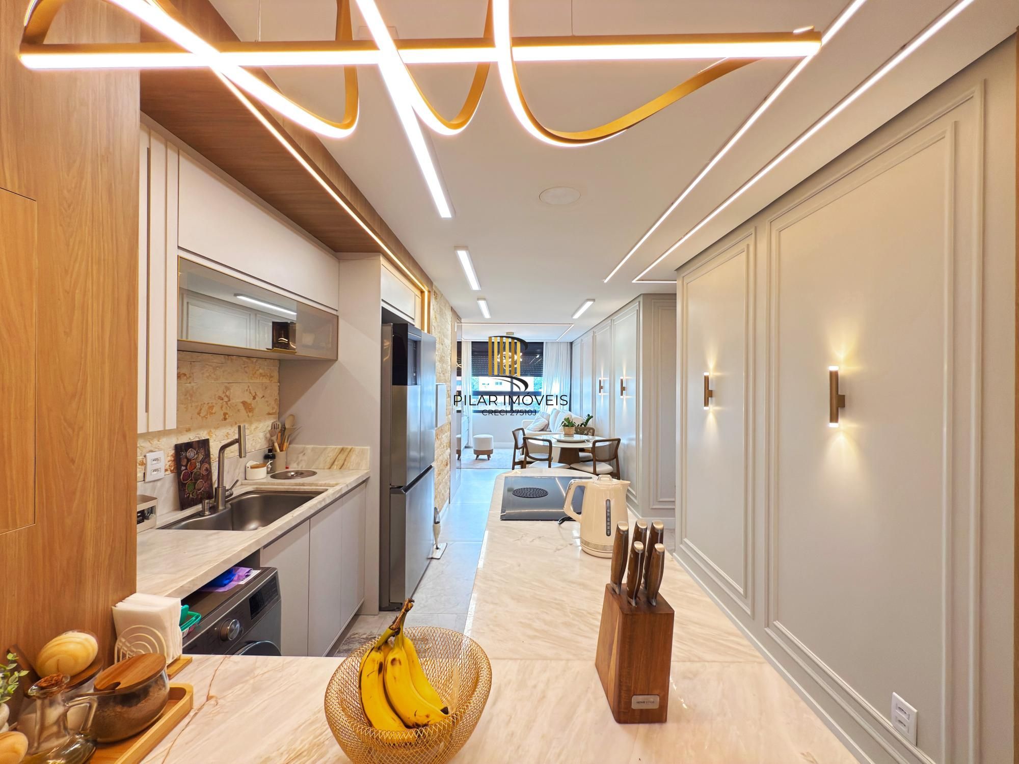 Apartamento novo semimobiliado no Cristal