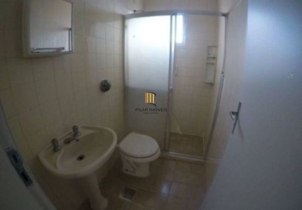 Apartamento em Porto Alegre, no bairro Medianeira, com 1 dormitório(s), e 1 banh