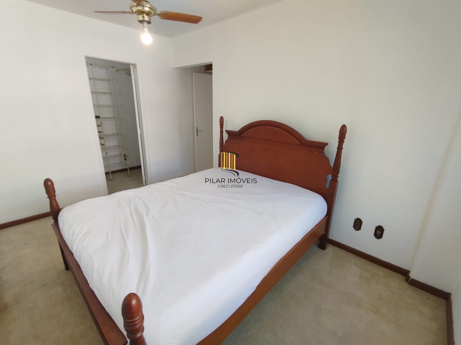 Apartamento 2 dormitórios, closet, 2 banheiros, dep. empregada vista, para o Gua