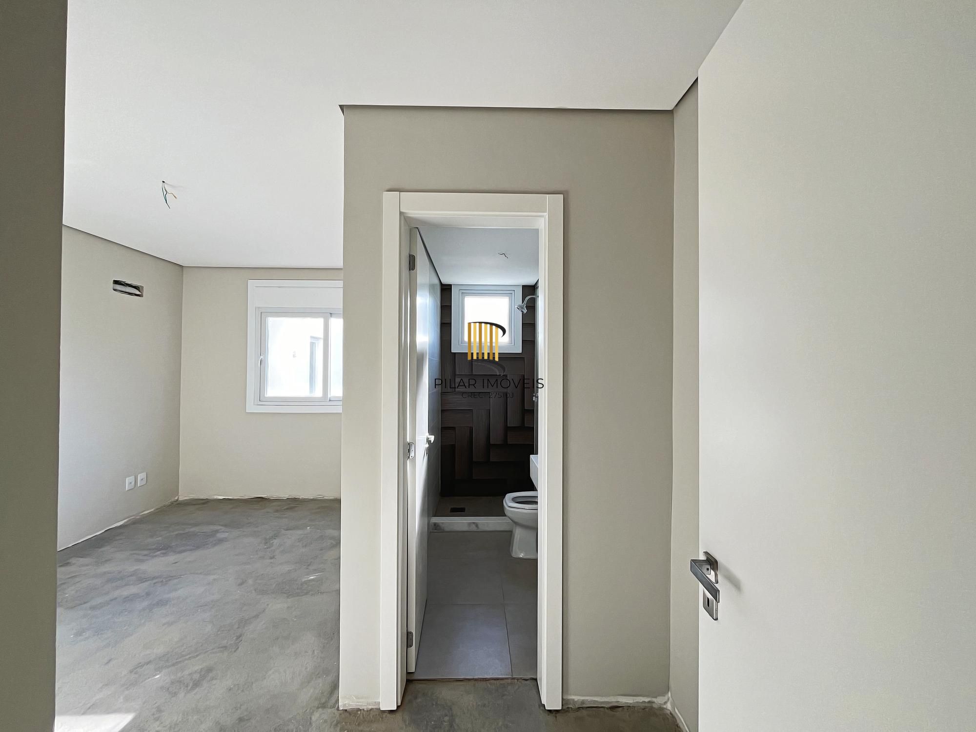 Apartamento com 3 dormitórios sendo 3 suíte á venda Bairro Cristal.