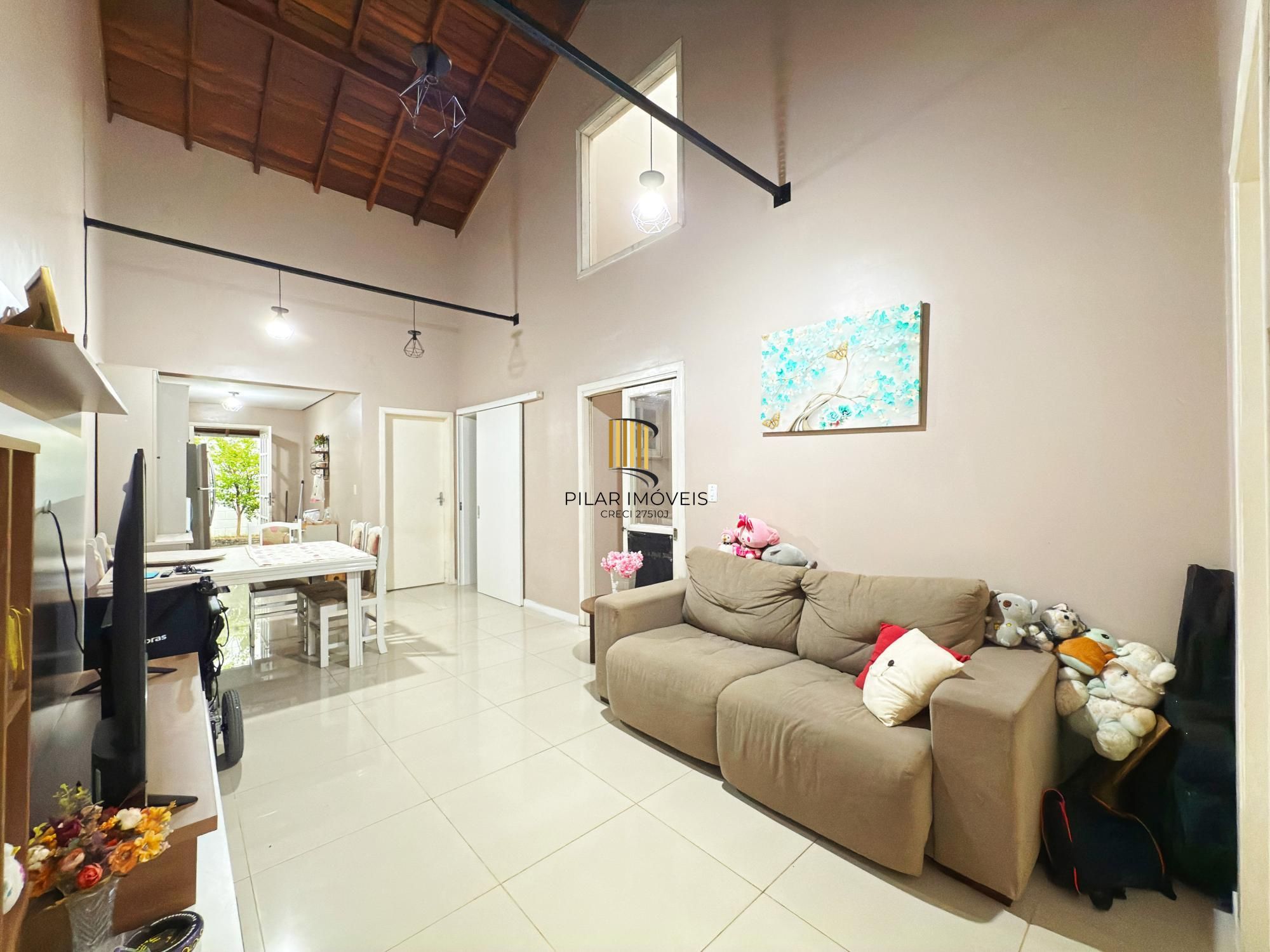 Casa 2 dormitórios no bairro Hípica