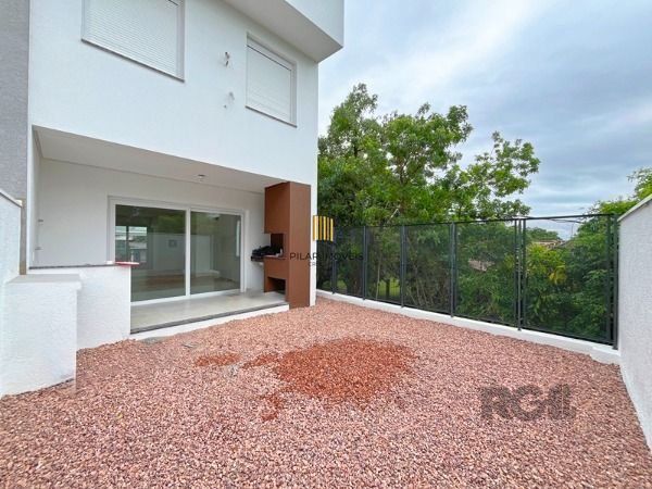 Casa em Porto Alegre, no bairro Vila Conceição, com 3 dormitório(s), à venda.