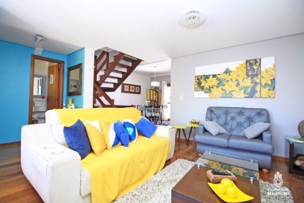 Casa para Venda - 205m², 3 dormitórios, sendo 1 suites, 2 vagas - Altos Do Ipê