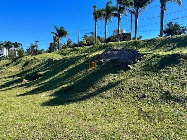 Terreno em Porto Alegre, no bairro Aberta dos Morros, à venda.
