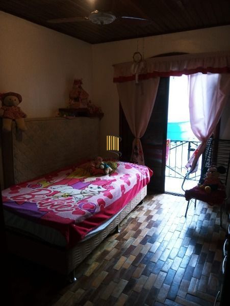 Casa para Venda - 110m², 4 dormitórios, sendo 1 suites, 1 vaga - Teresópolis