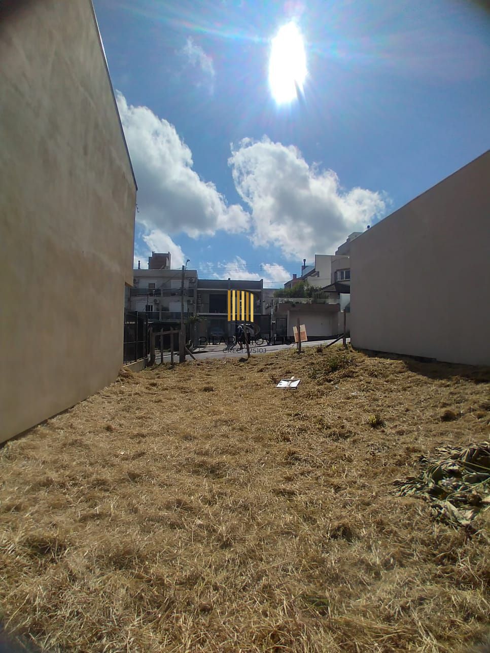 Terreno à venda Guarujá Porto Alegre/RS