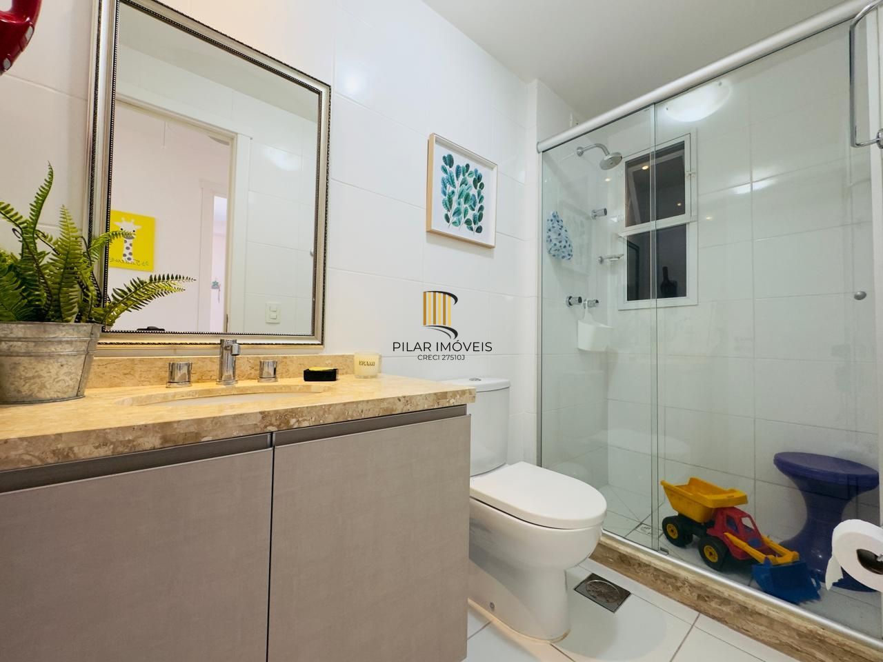 Apartamento no Singolo - 2 dormitórios ,1 suíte - 2 vagas - bairro tristeza