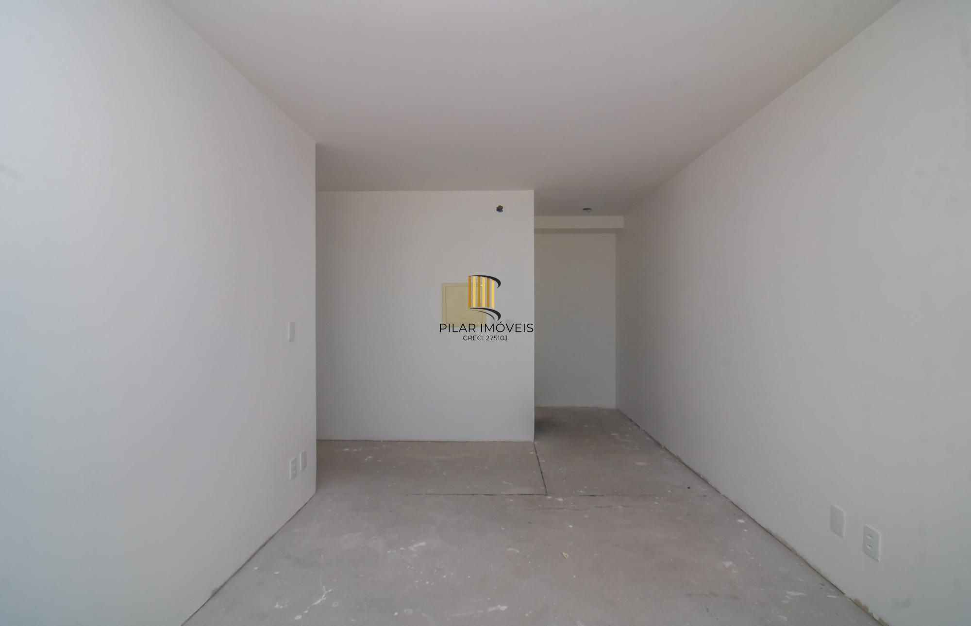 APARTAMENTO DUPLEX - 177m², 3 dormitórios, sendo 3 suites, Menino Deus