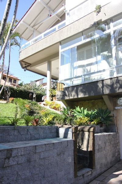 Casa para Venda - 740m², 5 dormitórios, sendo 5 suites, 5 vagas - Jardim Isabel