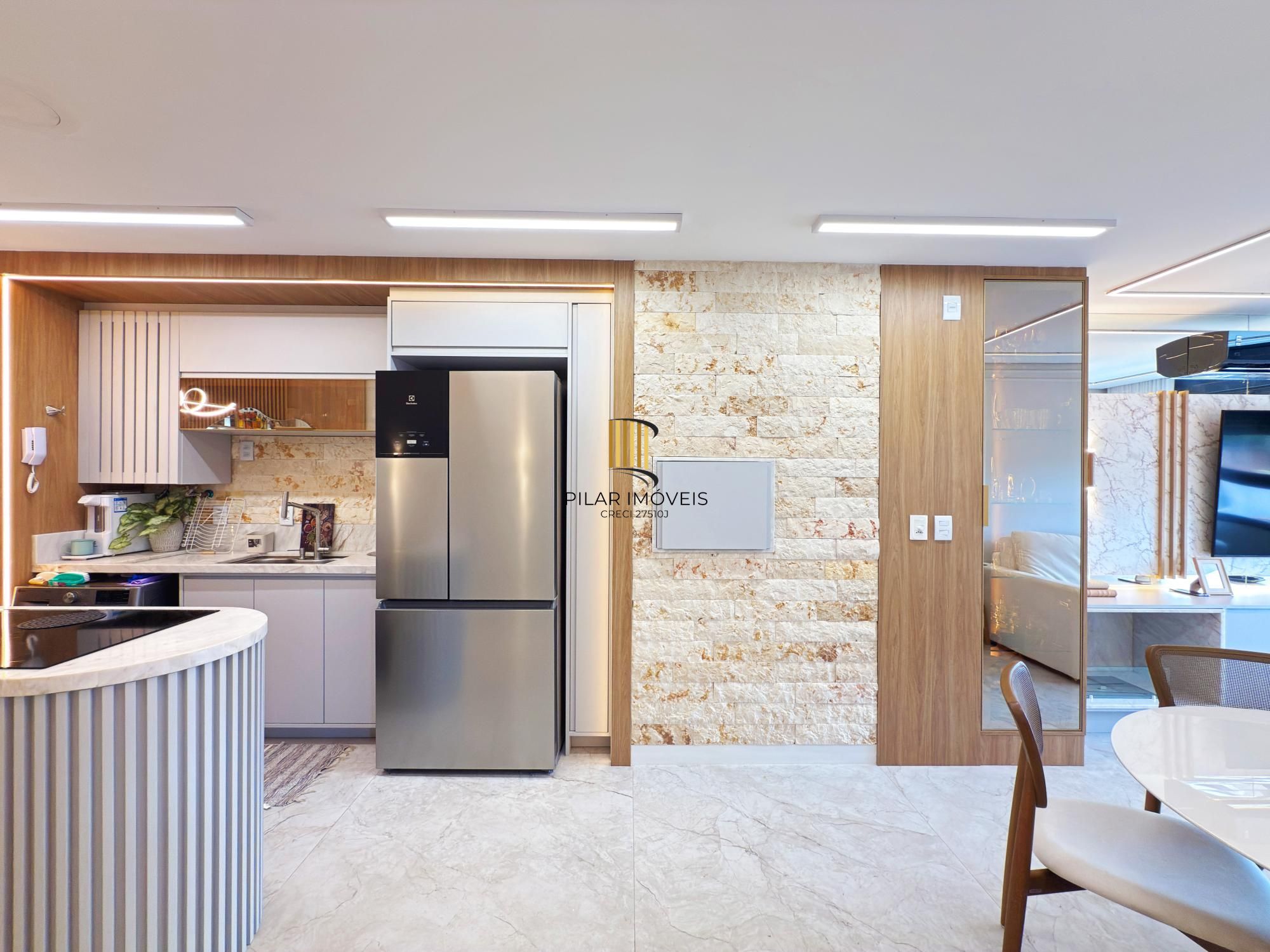 Apartamento novo semimobiliado no Cristal