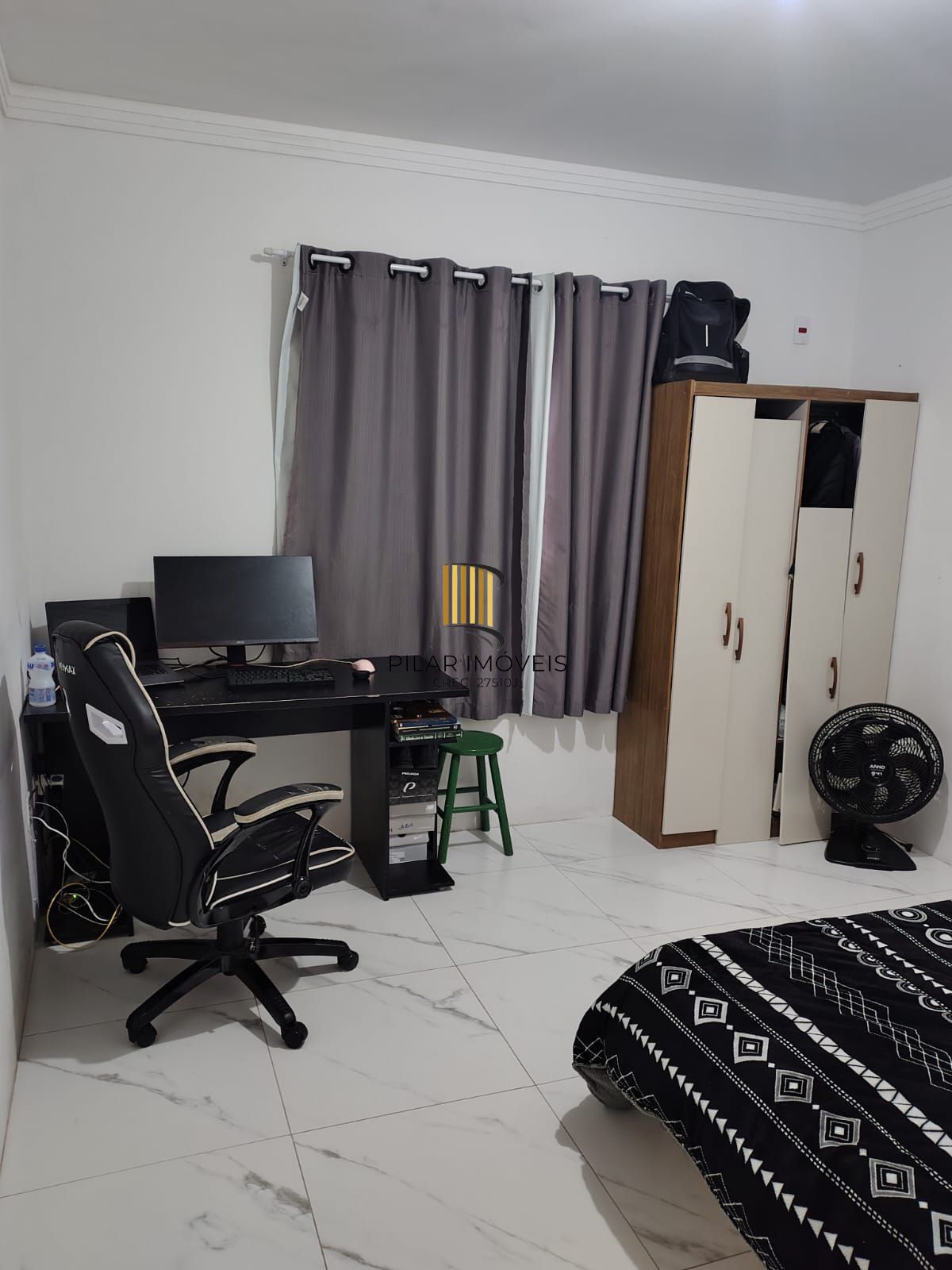 Sobrado com 2 suítes, 84m², no Portal do Guarujá