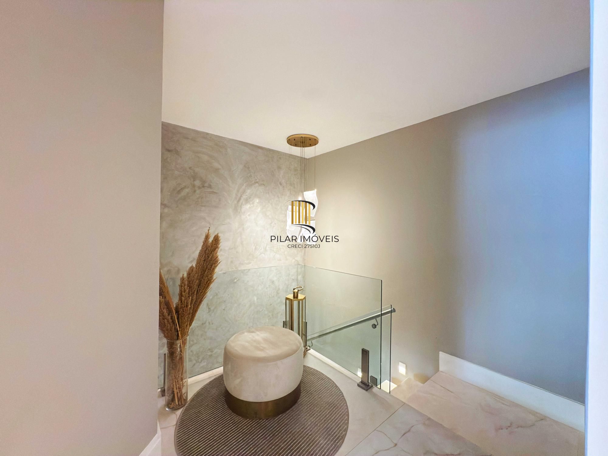 Casa 3 dormitórios no bairro Ipanema