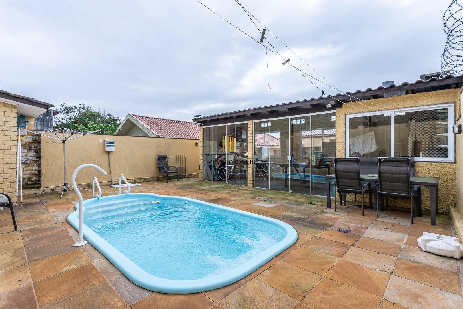 Excelente casa de dois pavimentos no bairro Ipanema – Zona Sul de Porto Alegre