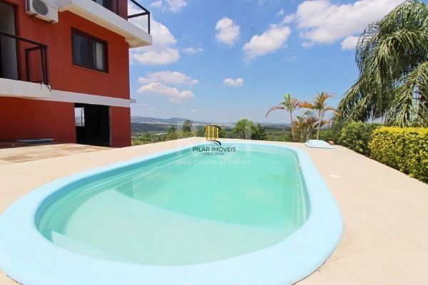 Casa Condominio em Porto Alegre, no bairro Glória, com 3 dormitório(s), e 3 banh