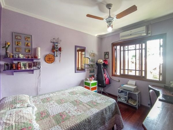 Casa para Venda - 169.3m², 3 dormitórios, sendo 1 suites, 2 vagas - Jardim Isabe