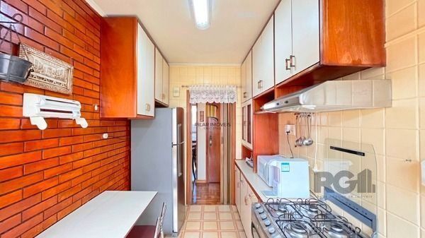 Apartamento em Porto Alegre, no bairro Praia de Belas, com 2 dormitório(s), e 2 