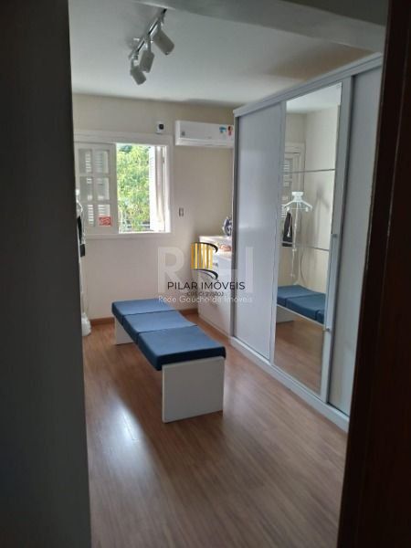 Casa para Venda - 231.52m², 3 dormitórios, sendo 1 suites, 2 vagas - Imperial Pa