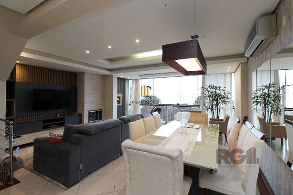 Casa Condominio em Porto Alegre, no bairro Sétimo Céu, com 4 dormitório(s), e 4 