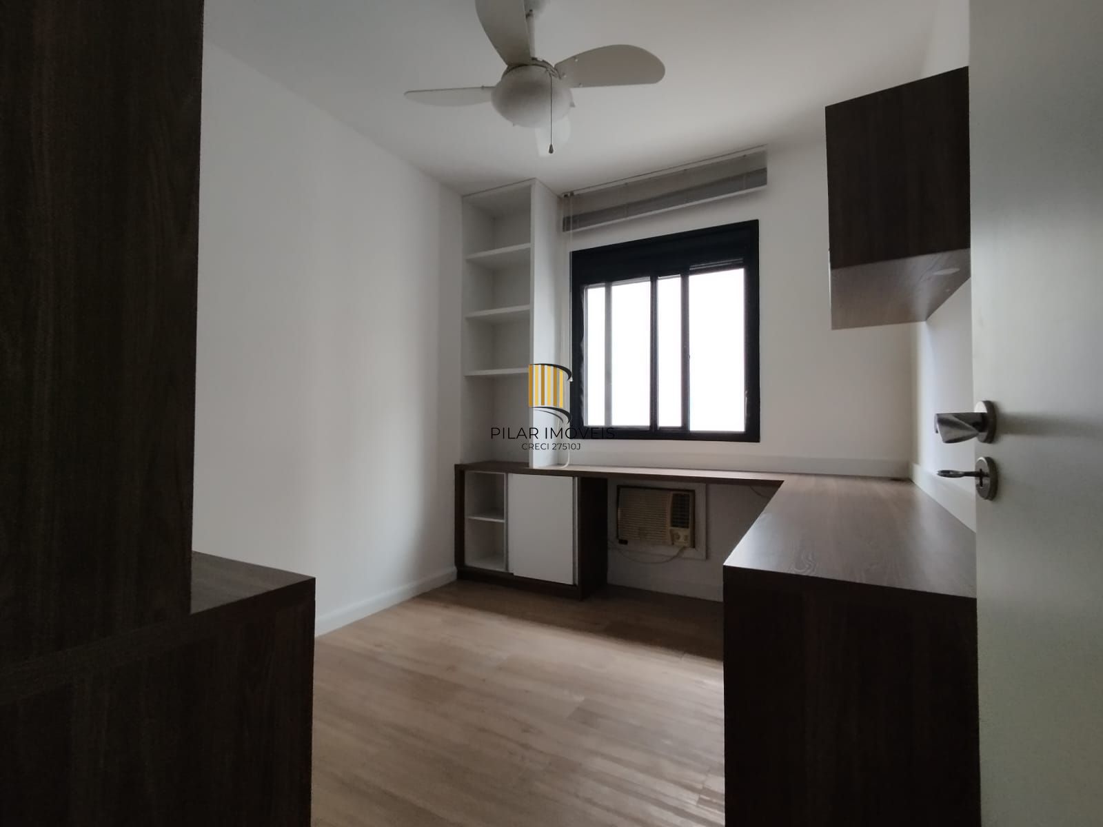 Apartamento com 3 Dormitórios, 2 vagas , uma quadra do Zaffari Otto