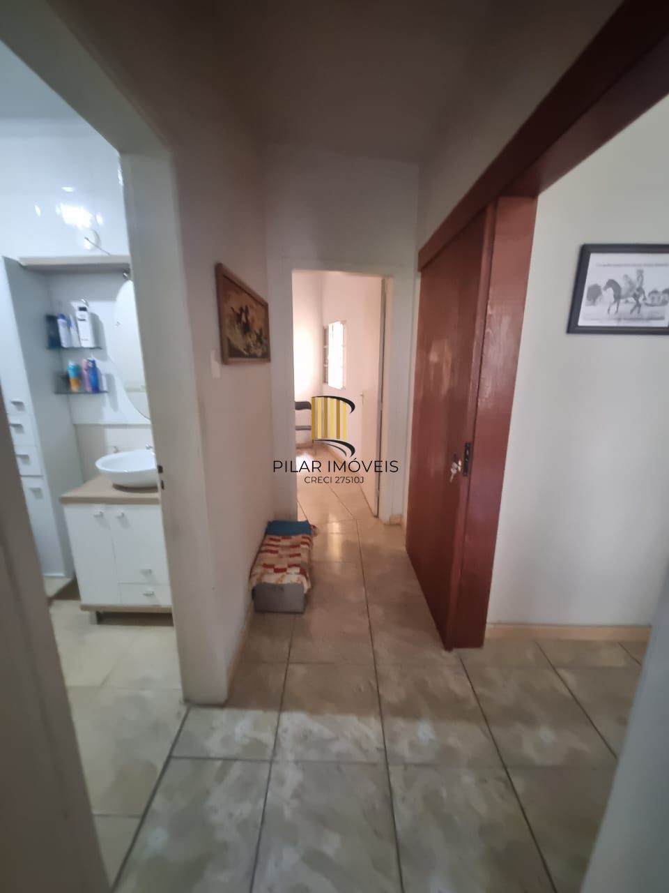 Amplo apartamento, em localização privilegiada no Bom Fim.