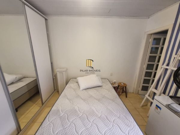 Apartamento em Porto Alegre, no bairro Cristal, com 3 dormitório(s), e 3 banheir
