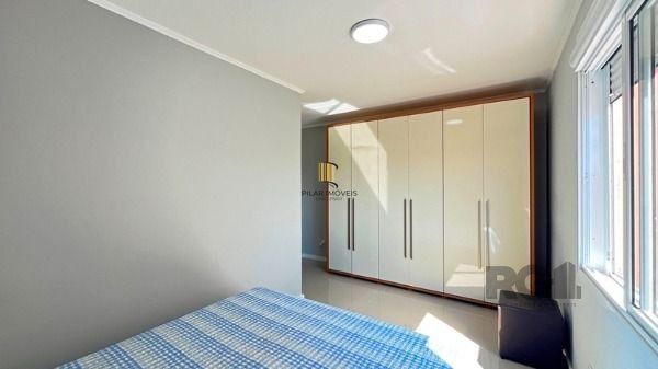 Apartamento em Porto Alegre, no bairro Medianeira, com 3 dormitório(s), e 3 banh