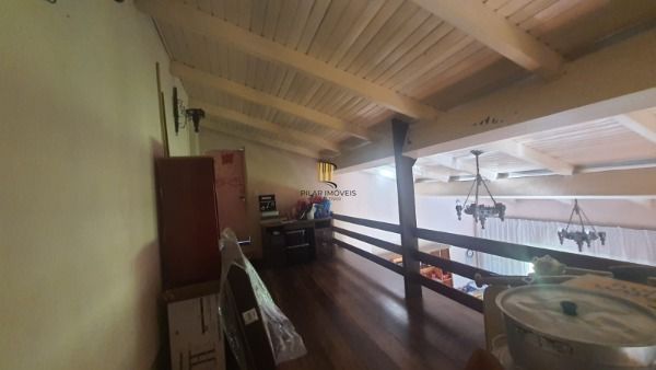 Casa em Porto Alegre, no bairro Vila Nova, com 3 dormitório(s)