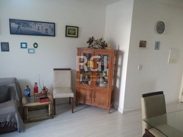 Apartamento em Porto Alegre, no bairro Sarandi, com 3 dormitório(s), e 3 banheir