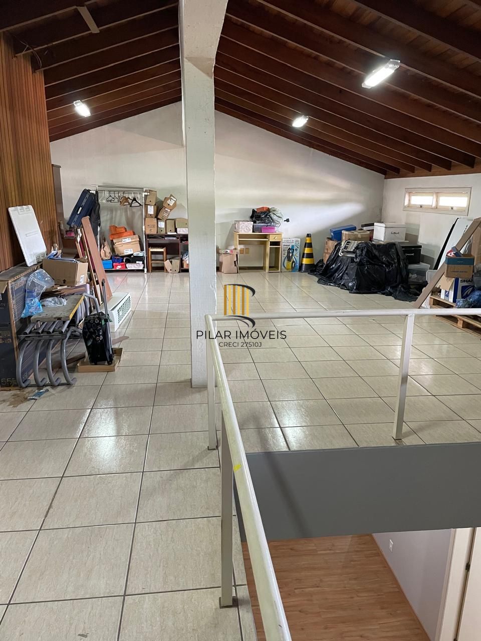 Residência com 4 Dormitório(s) Bairro Vila Nova