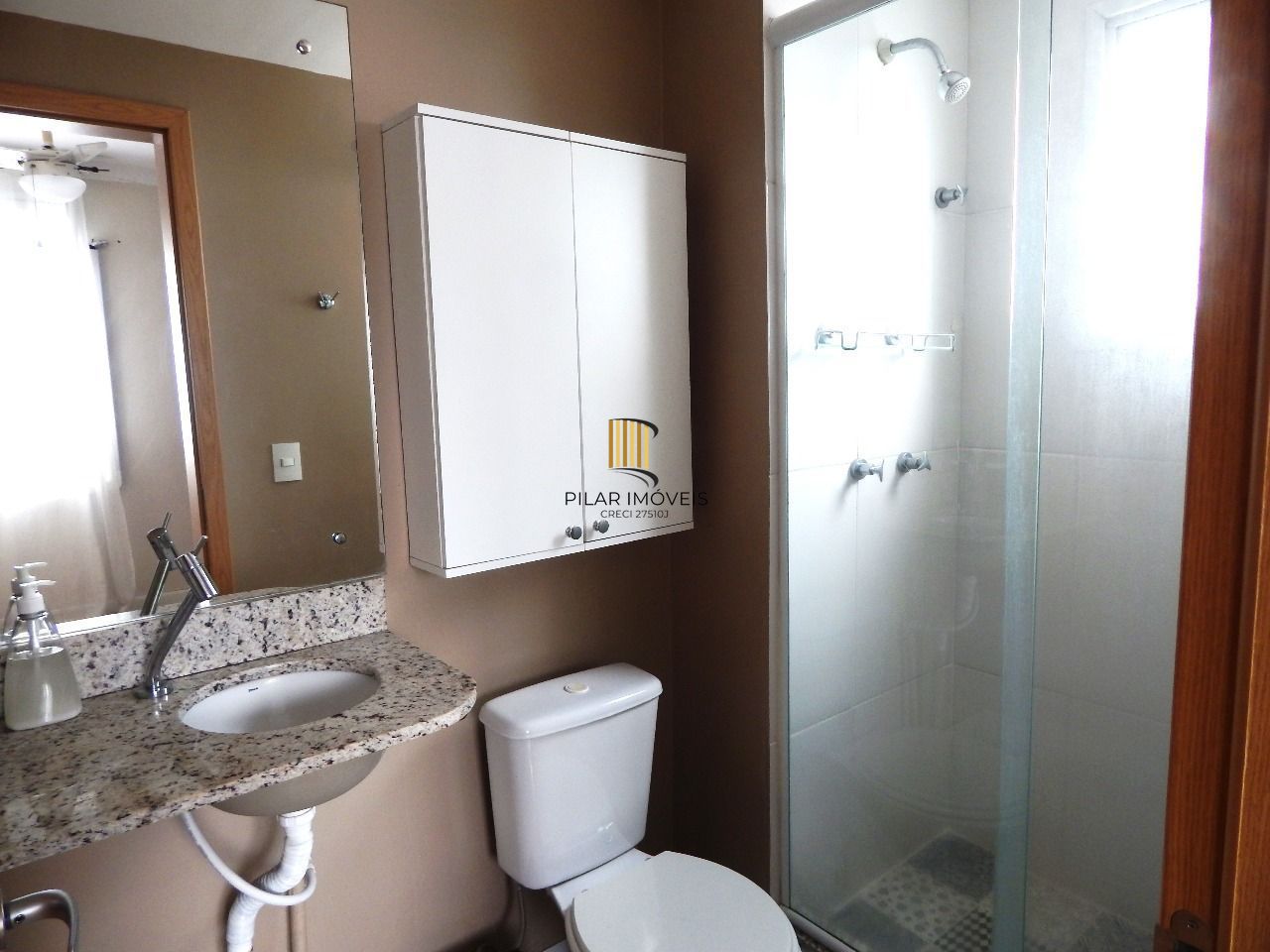 Ótimo apartamento com 3 dormitórios.