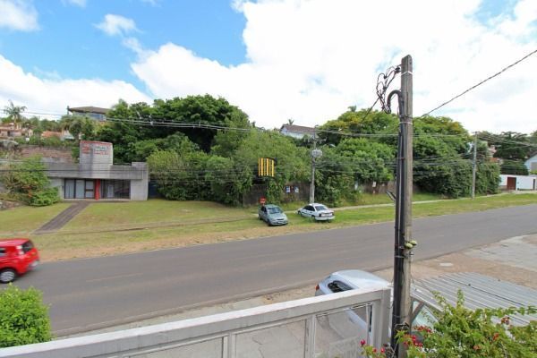 Casa Condominio em Porto Alegre, no bairro Ipanema, com 2 dormitório(s), e 2 ban
