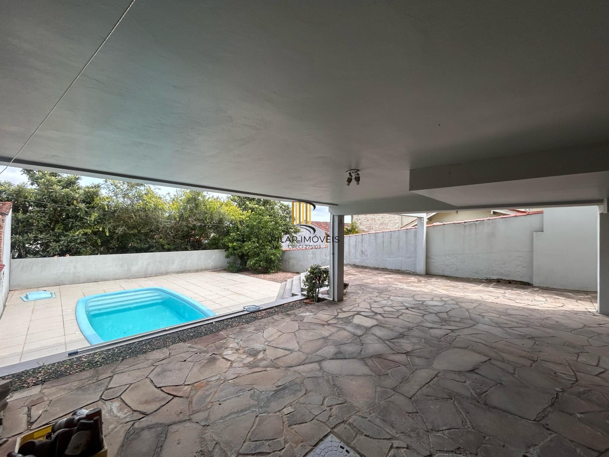 Casa 3 dormitórios à venda Partenon Porto Alegre/RS