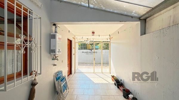 Casa Condominio em Porto Alegre, no bairro Tristeza, com 3 dormitório(s), e 3 ba