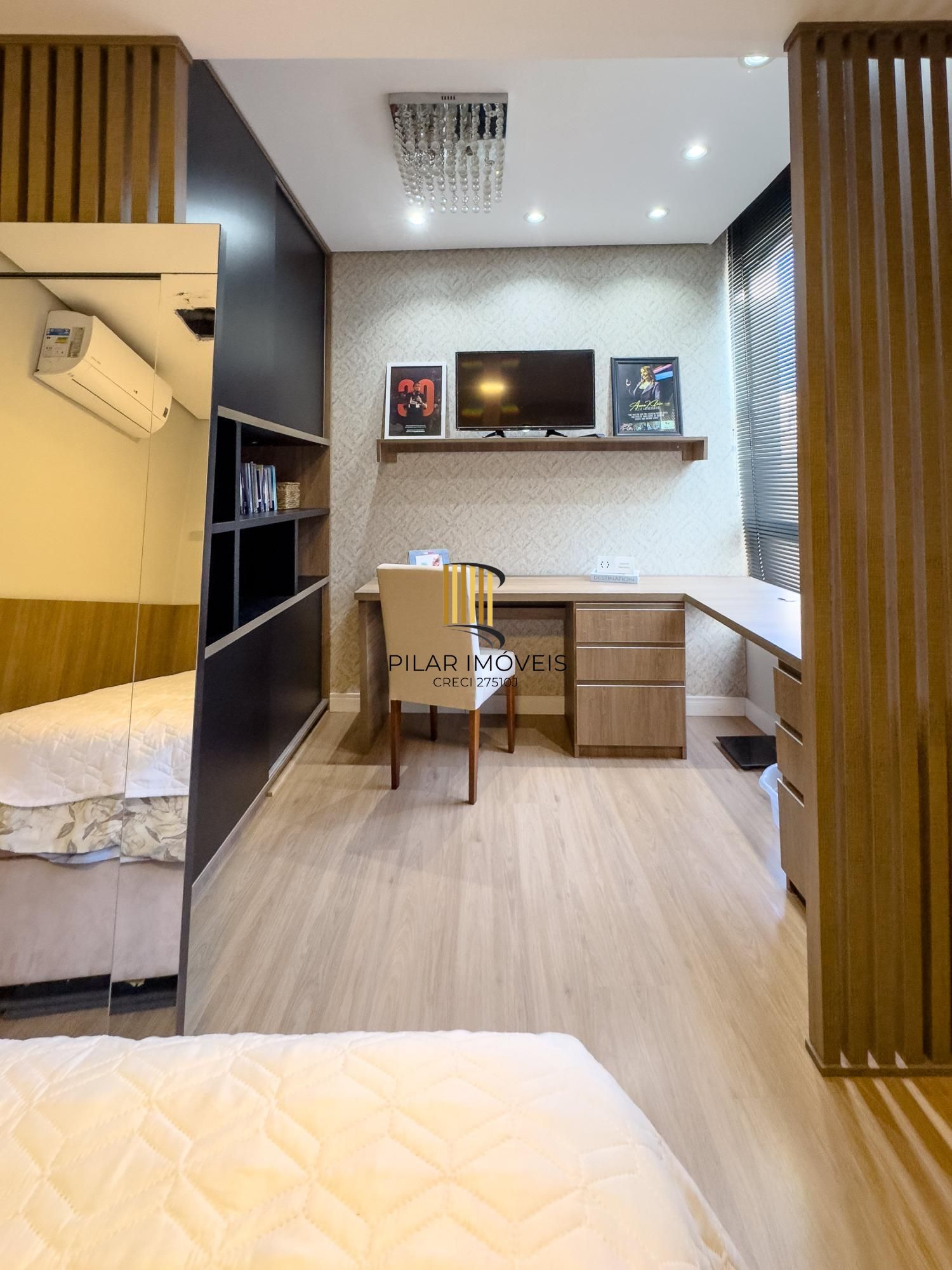 Casa em Condomínio com 3 dormitórios no bairro Vila Conceição.