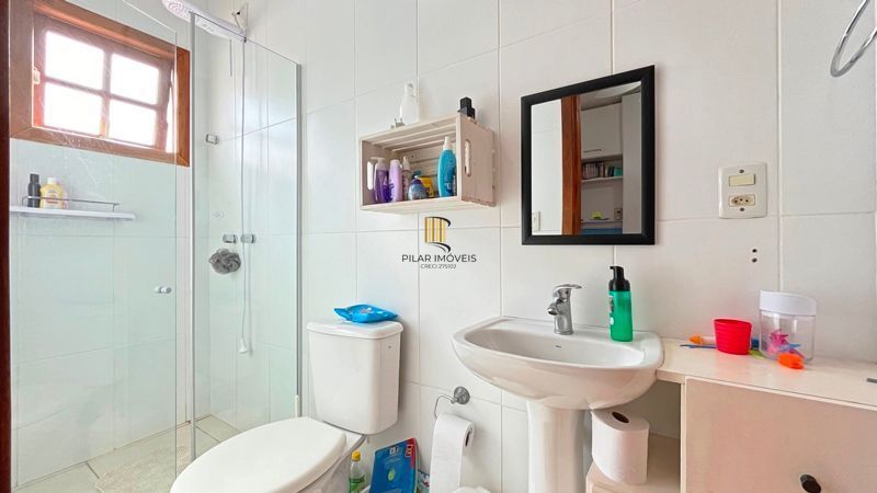 Casa 2 dormitórios à venda Guarujá Porto Alegre/RS