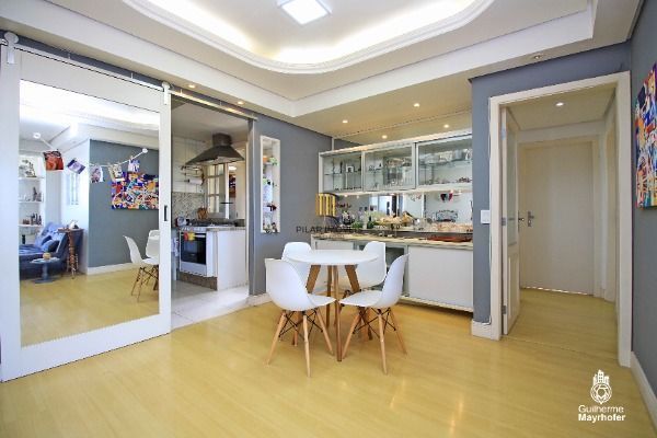 Cobertura para Venda - 191.59m², 3 dormitórios, sendo 1 suites, 2 vagas - Triste