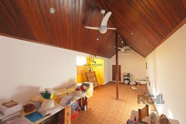 Casa para Venda - 320m², 3 dormitórios, sendo 1 suites, 3 vagas - Altos Do Ipê