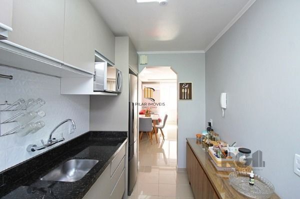 Apartamento em Porto Alegre, no bairro Medianeira, com 3 dormitório(s), e 3 banh