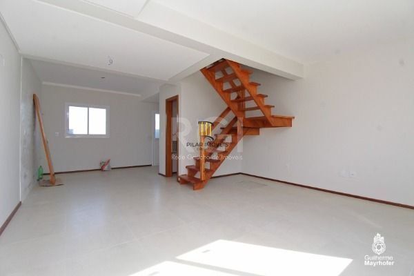 Casa para Venda - 87m², 3 dormitórios, sendo 1 suites, 1 vaga - Hípica